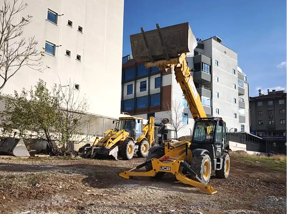 Bahçeli Manitou Kiralama
